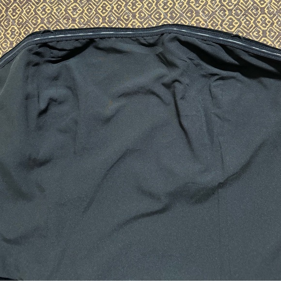 Gap Size L Black Velvet Crop Tube Top - Picture 7 of 12